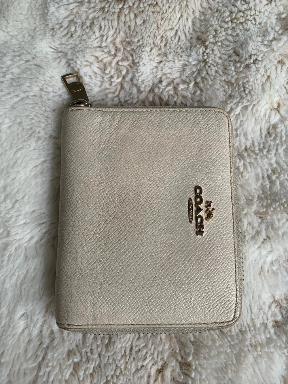 Coach Pebbled Leather Zip Wallet in Light Cream with Gold Hardware